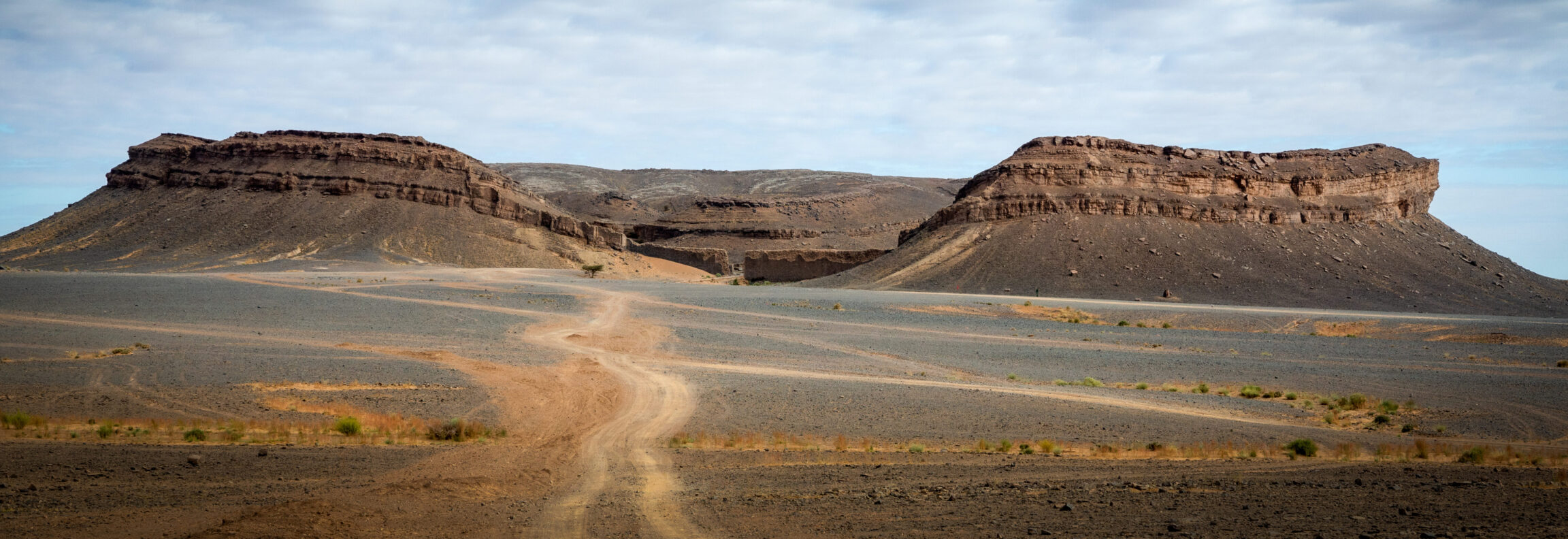 Gara Medouar Crater